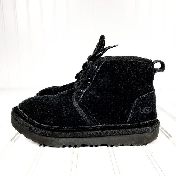 Kids UGG Neumel II Black Suede Lace Up Boot E738 - Picture 1 of 12
